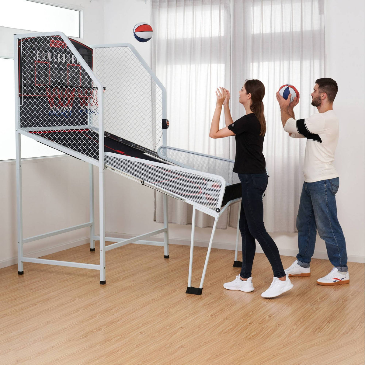 Space Saving 2 Player Arcade Basketball Game J1543