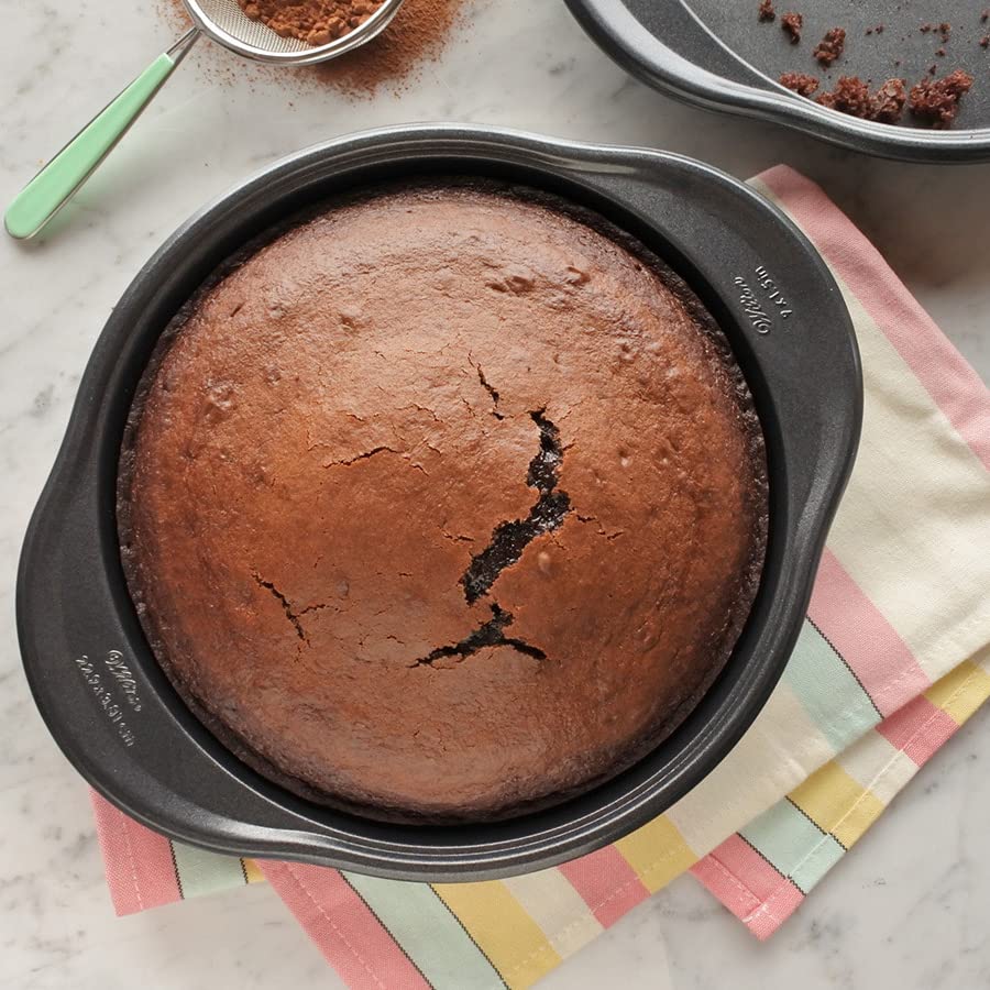 Non-Stick 9-Inch Round Steel Cake Pan M325066