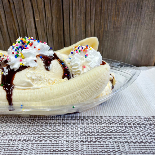 16 Pk Clear Plastic Banana Split Boats with Spoons and Umbrellas N463554