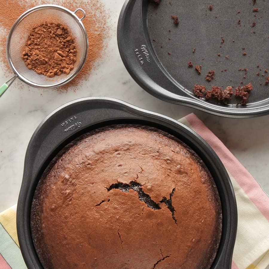 Non-Stick 9-Inch Round Steel Cake Pan M325066