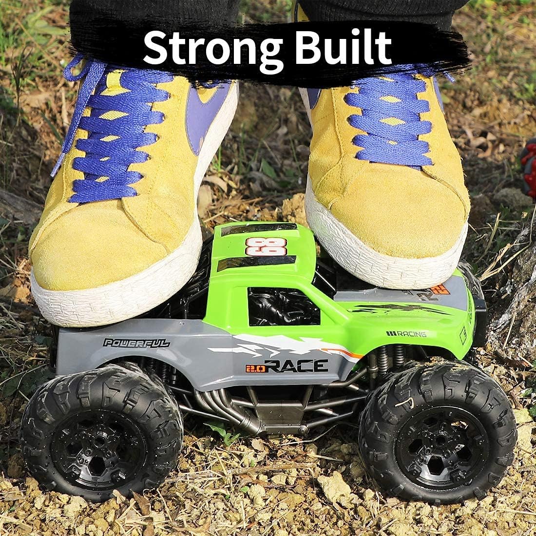 2.4GHz 4WD Waterproof Amphibious RC Car T698729